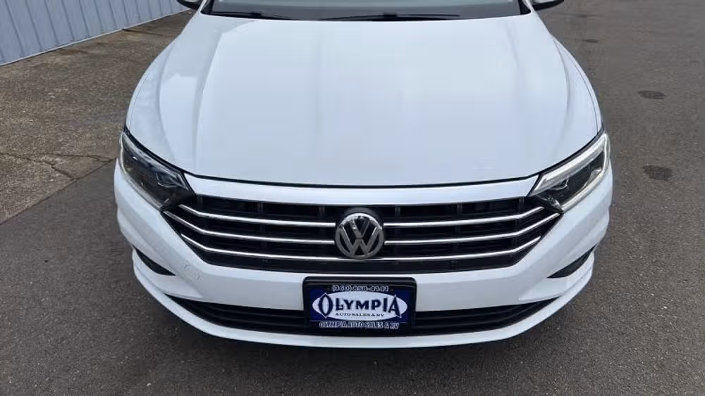 2019 Volkswagen Jetta SEL Image 2