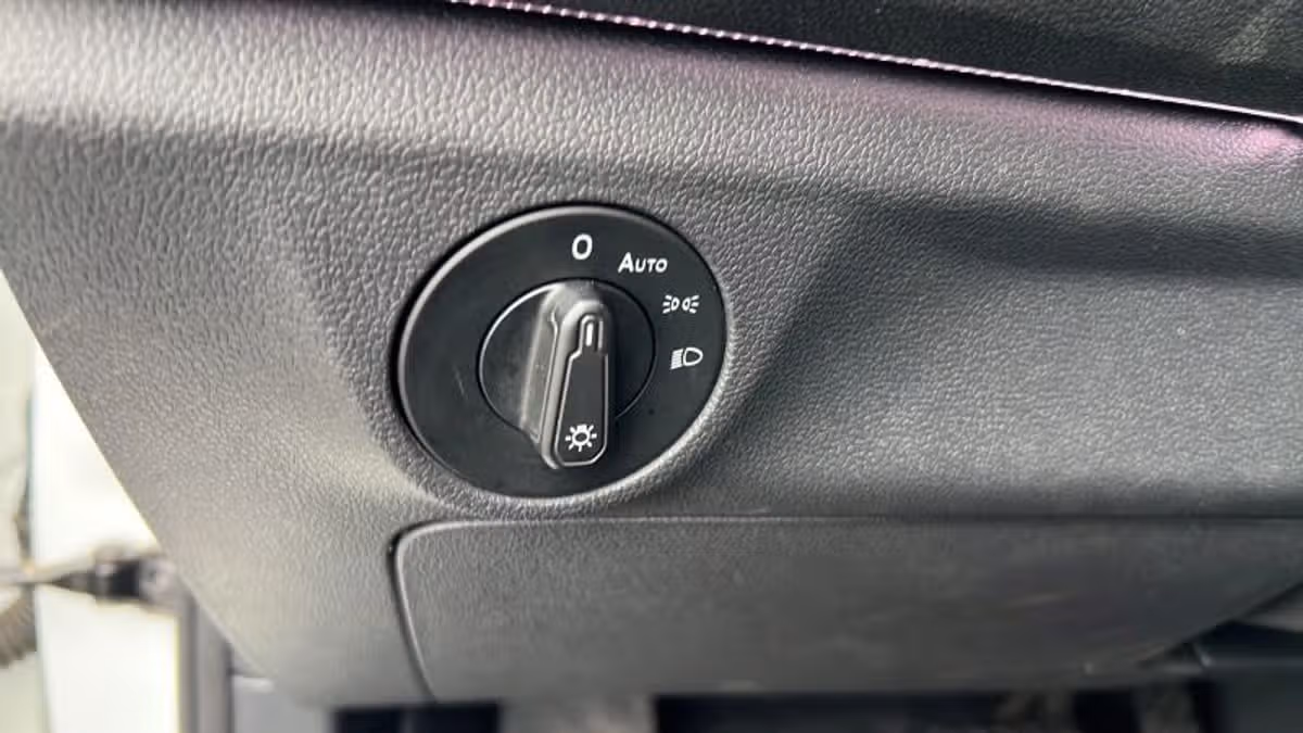 2019 Volkswagen Jetta SEL Image 16