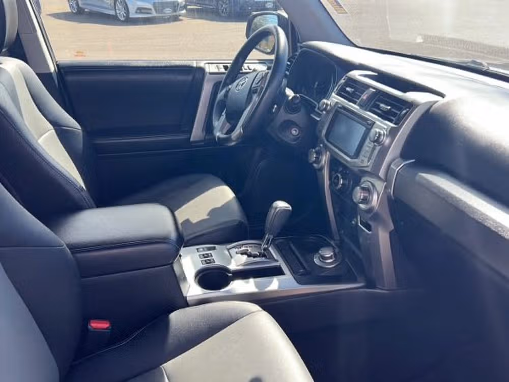 2015 Toyota 4Runner SR5 Premium Lower Image 3