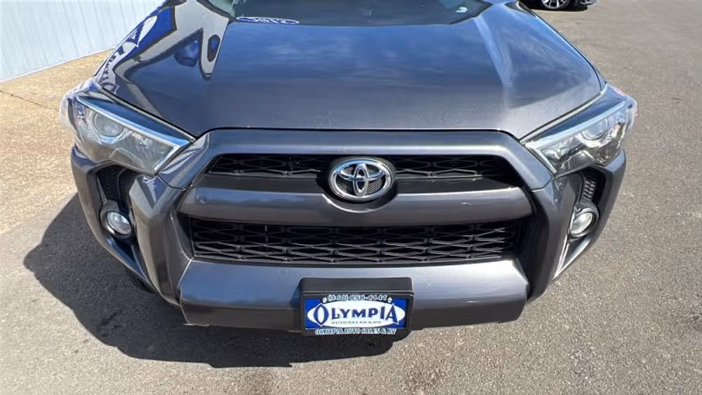 2015 Toyota 4Runner SR5 Premium Image 2