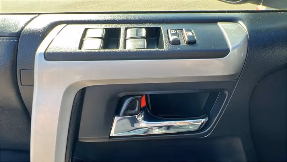2015 Toyota 4Runner SR5 Premium Image 14