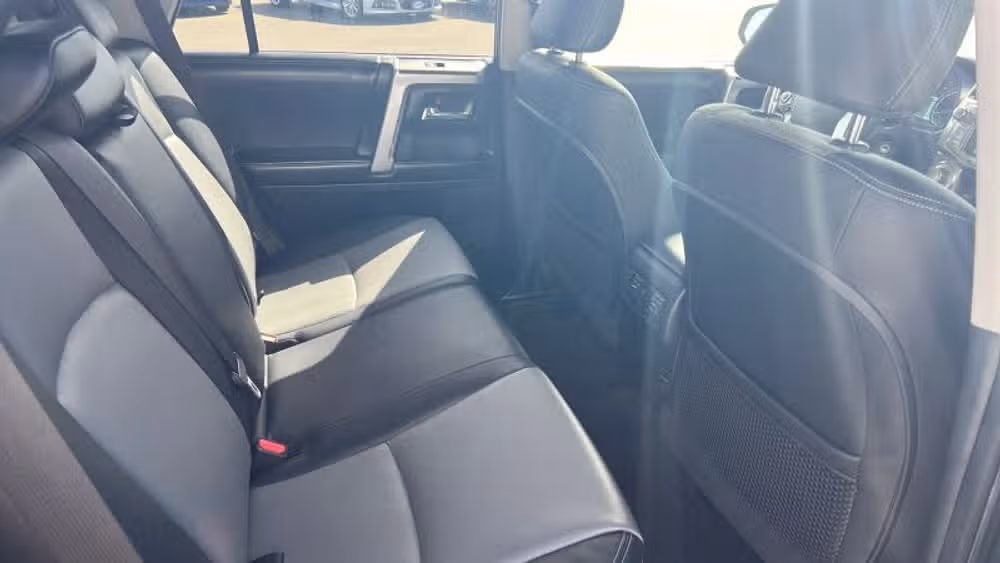 2015 Toyota 4Runner SR5 Premium Image 6