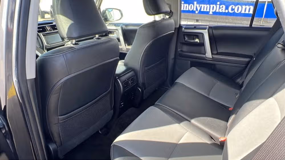 2015 Toyota 4Runner SR5 Premium Image 12
