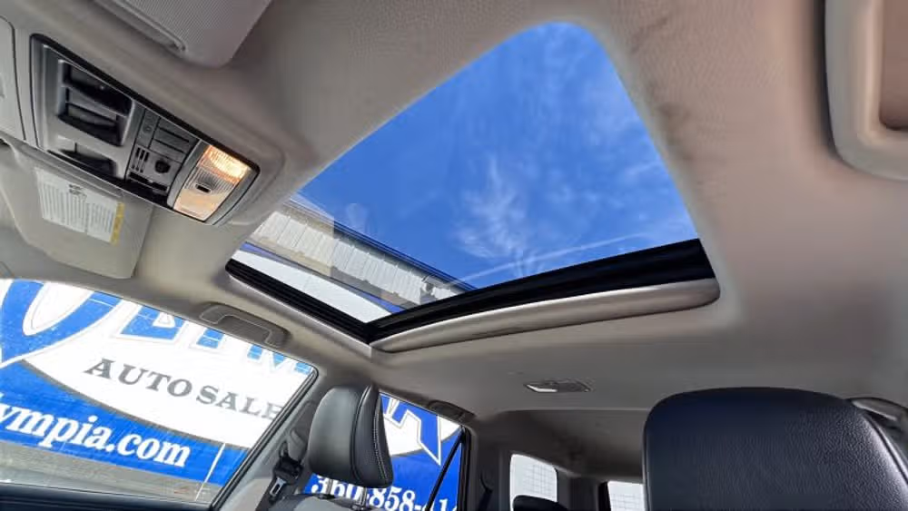 2015 Toyota 4Runner SR5 Premium Image 17