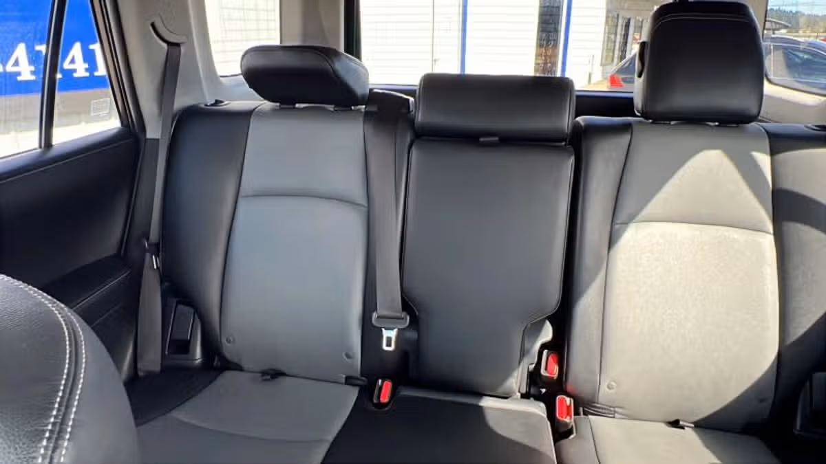 2015 Toyota 4Runner SR5 Premium Image 16