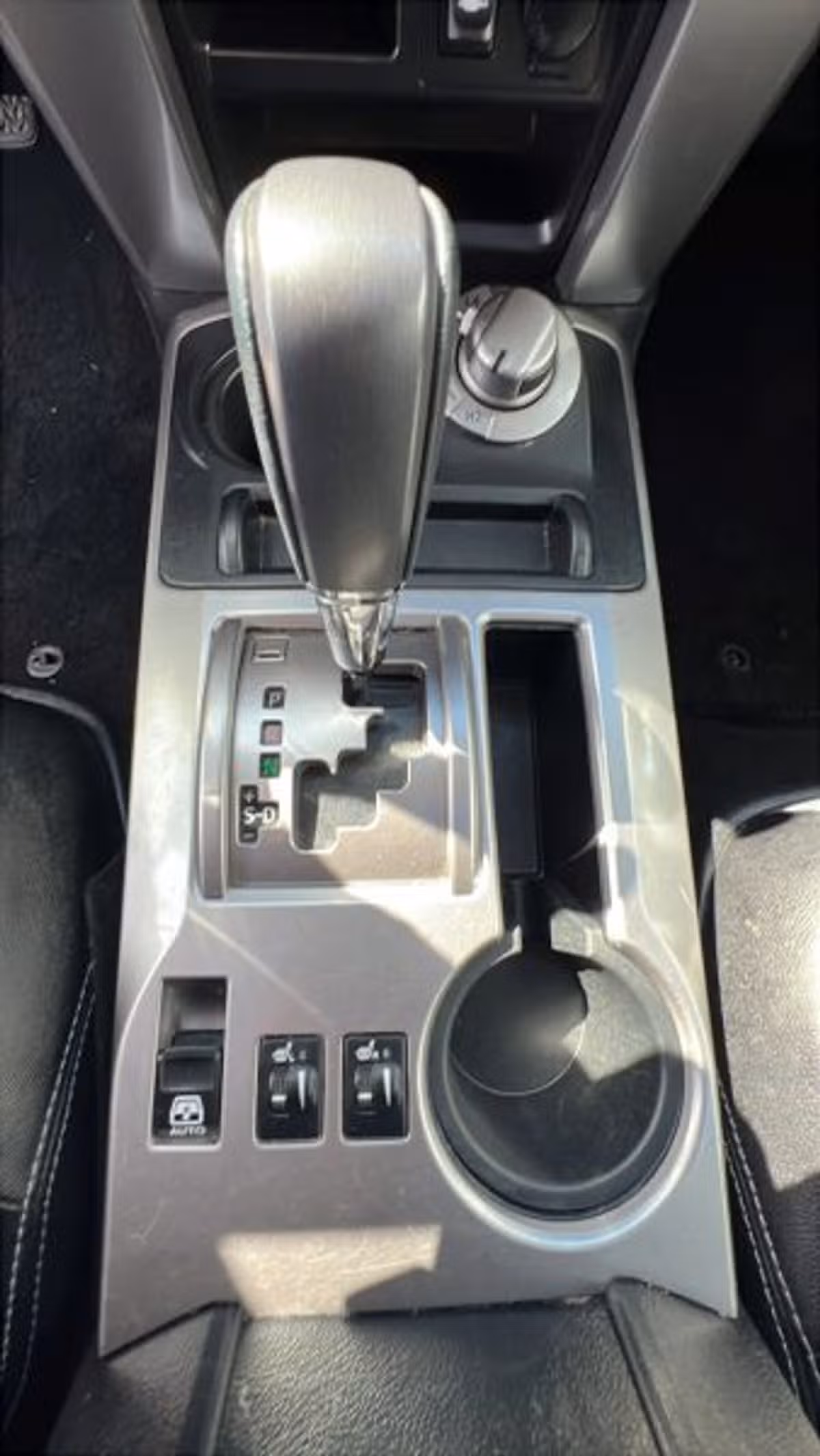 2015 Toyota 4Runner SR5 Premium Image 23