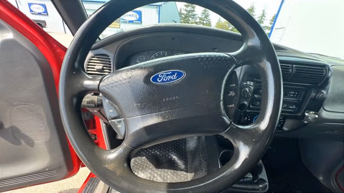 2003 Ford Ranger XLT Image 19