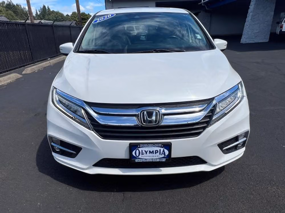 2020 Honda Odyssey Touring Image 4
