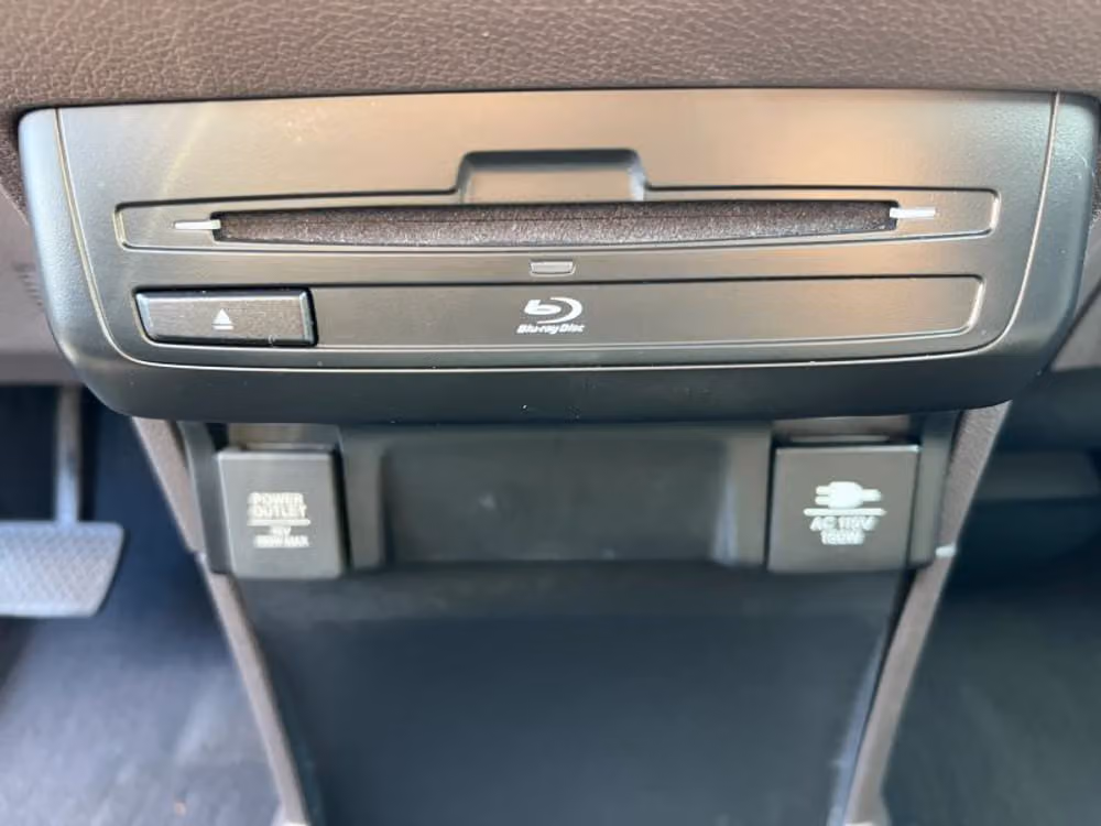2020 Honda Odyssey Touring Image 27
