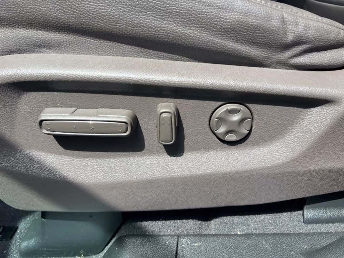 2020 Honda Odyssey Touring Image 23