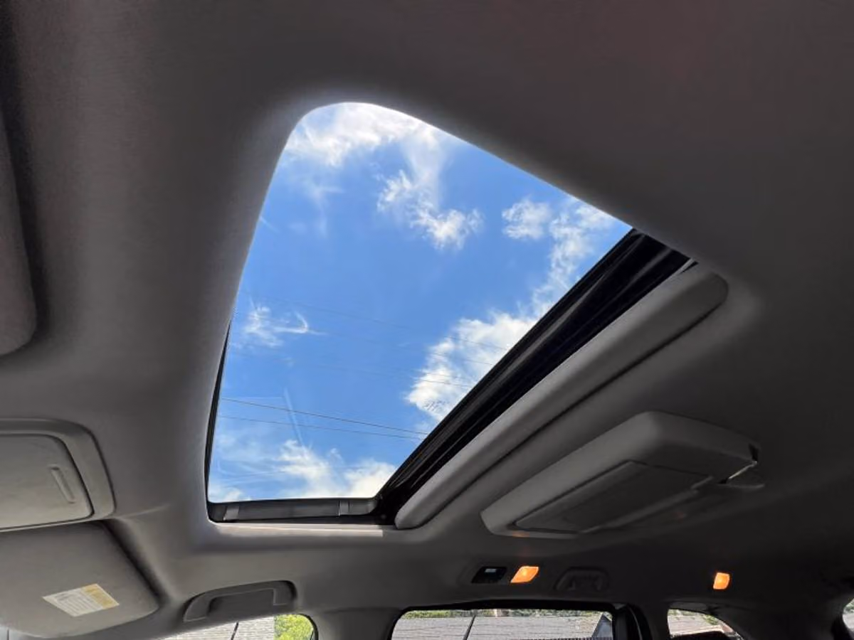 2020 Honda Odyssey Touring Image 31