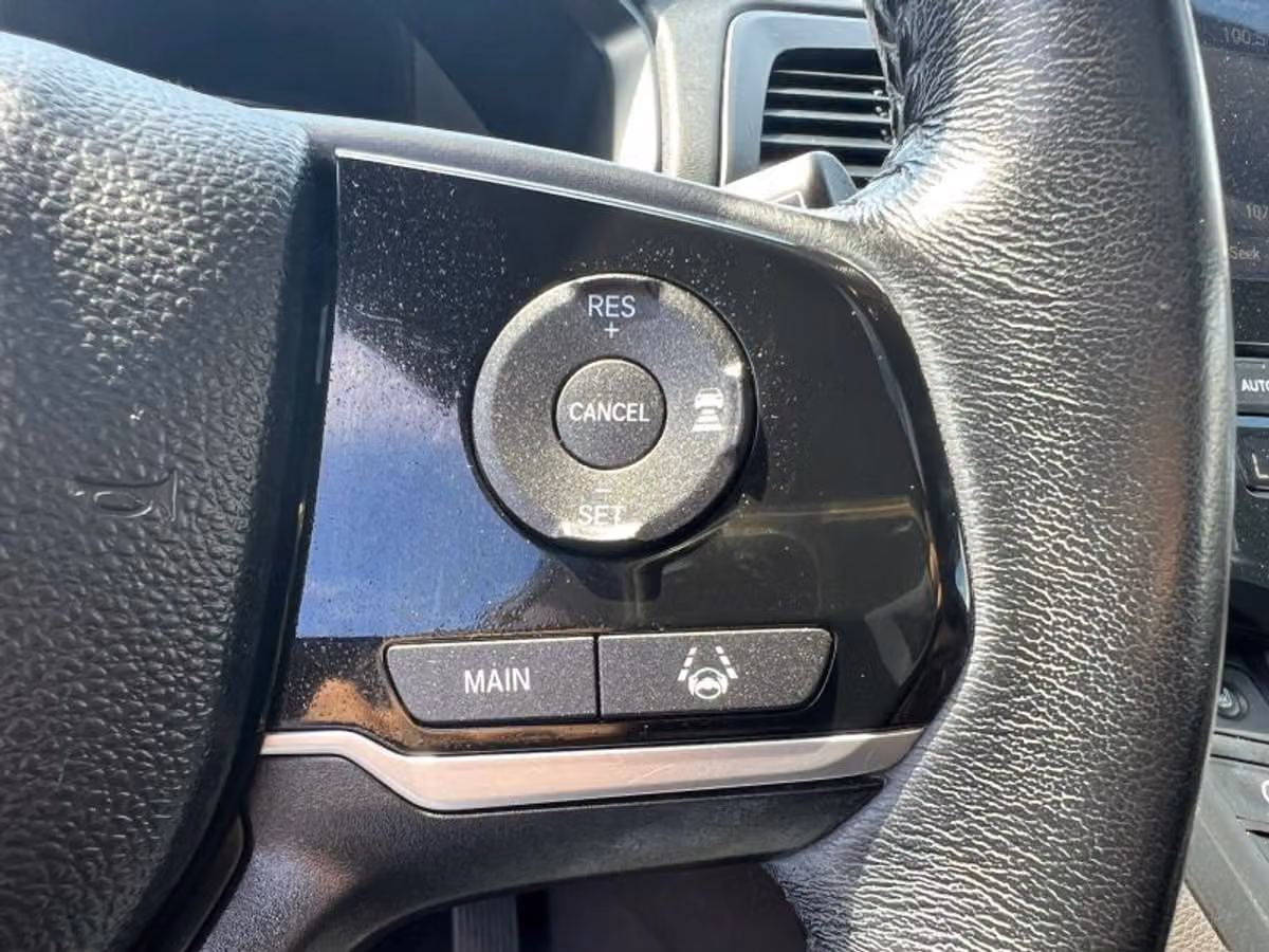 2020 Honda Odyssey Touring Image 34