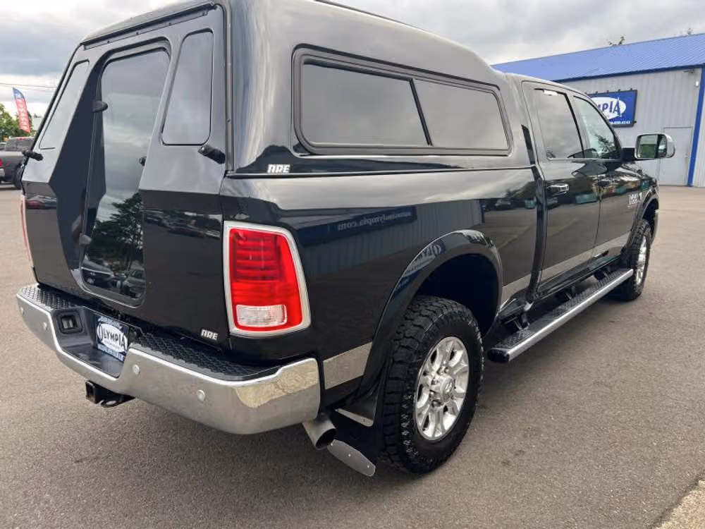 2017 Ram 3500 Laramie Image 15