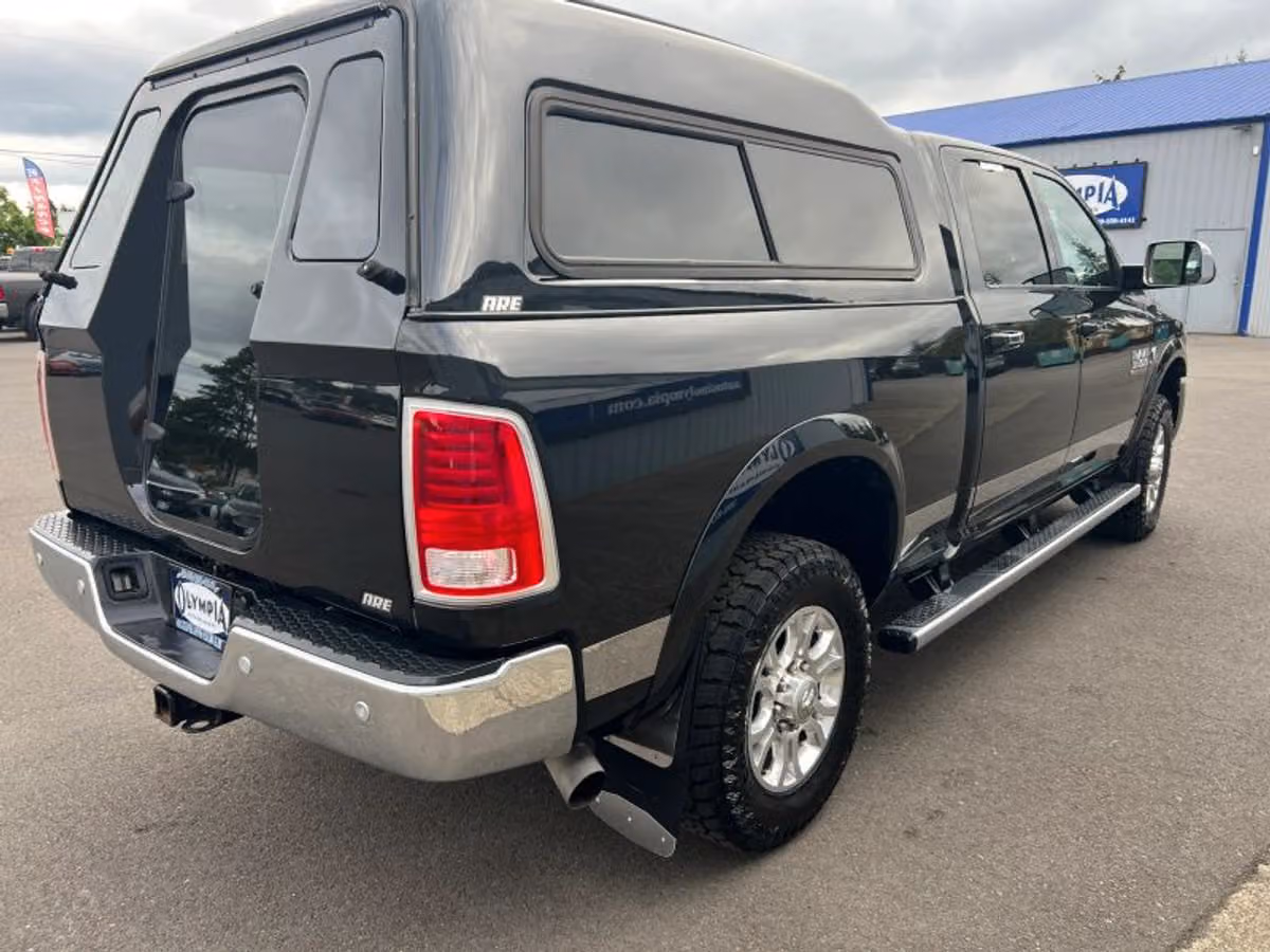 2017 Ram 3500 Laramie Image 15