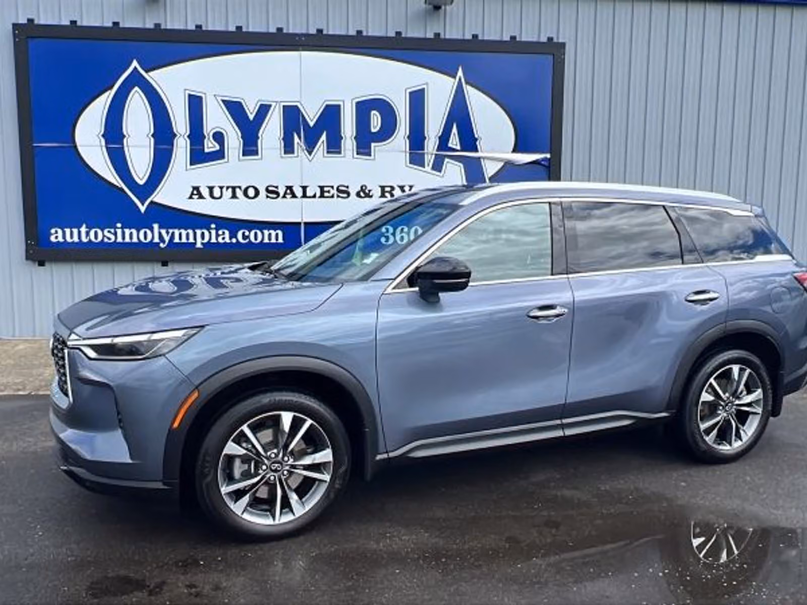 2023 INFINITI QX60 Luxe Upper Image 1