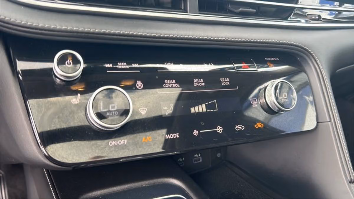 2023 INFINITI QX60 Luxe Image 24