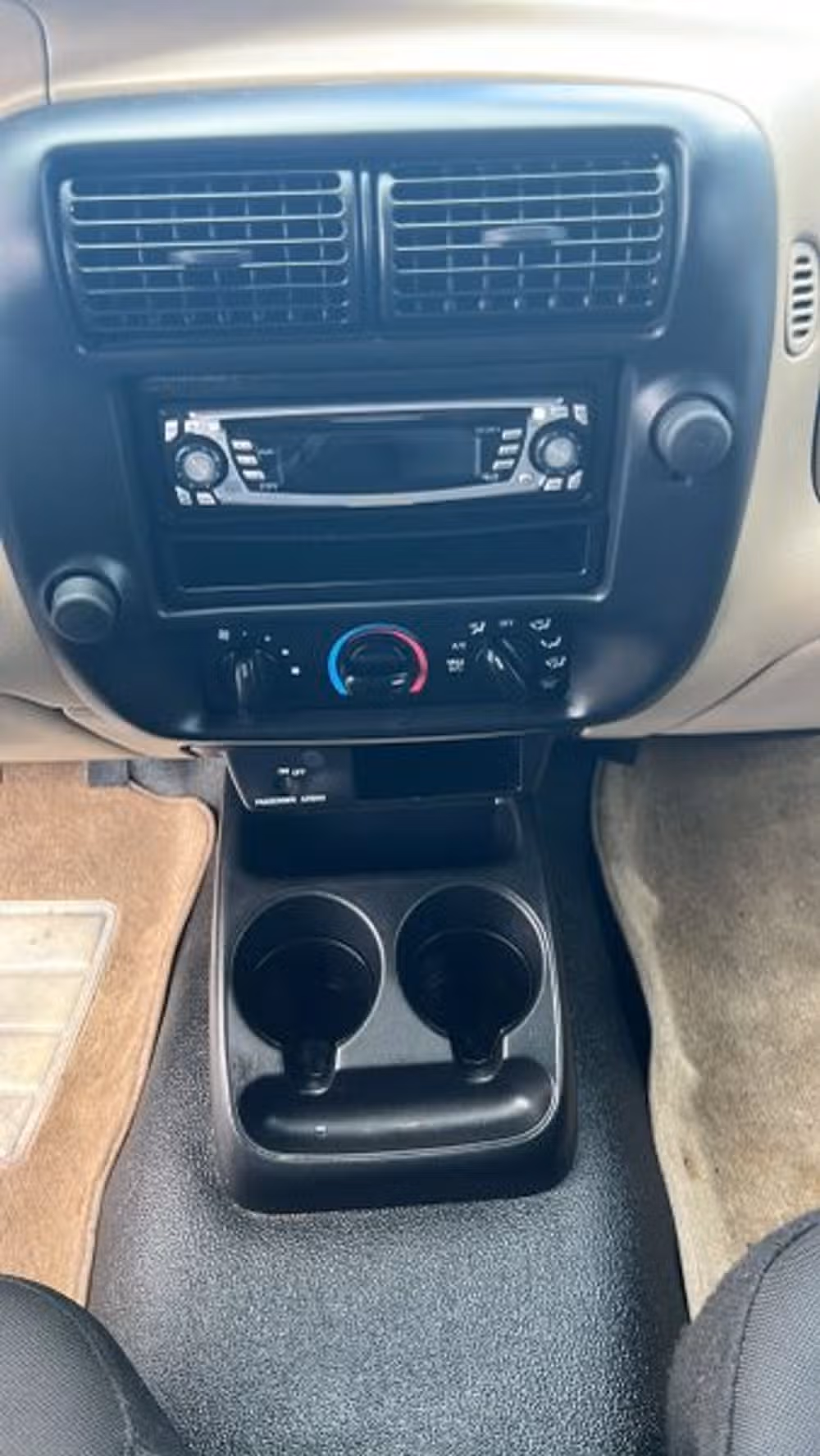 2004 Ford Ranger XL Image 15