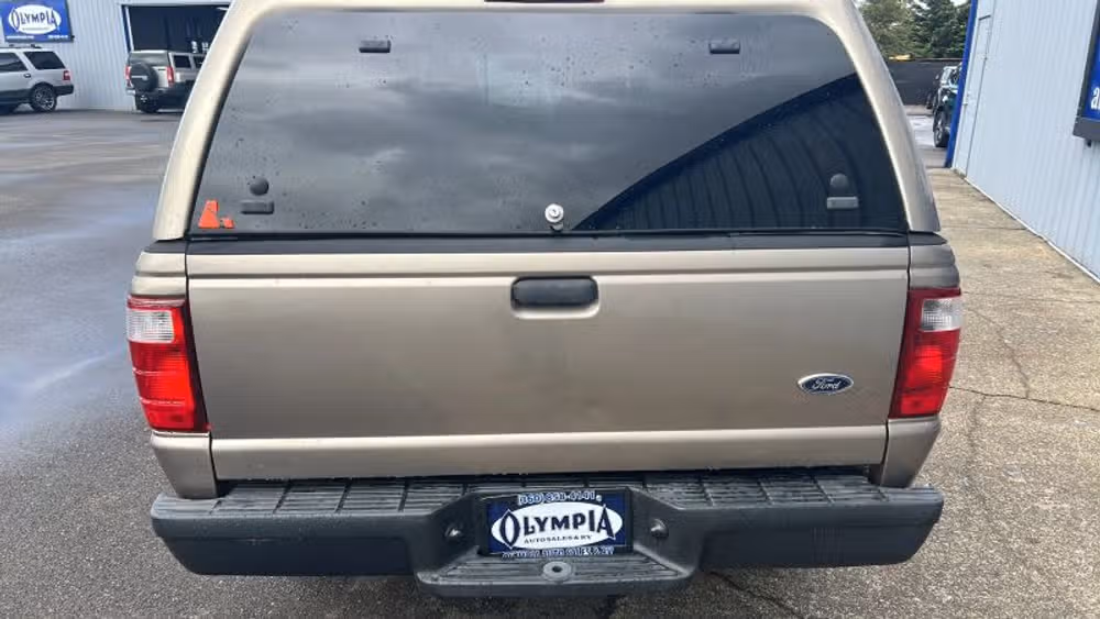 2004 Ford Ranger XL Image 8