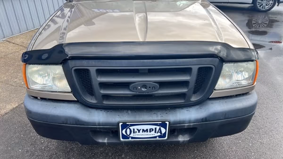 2004 Ford Ranger XL Image 2