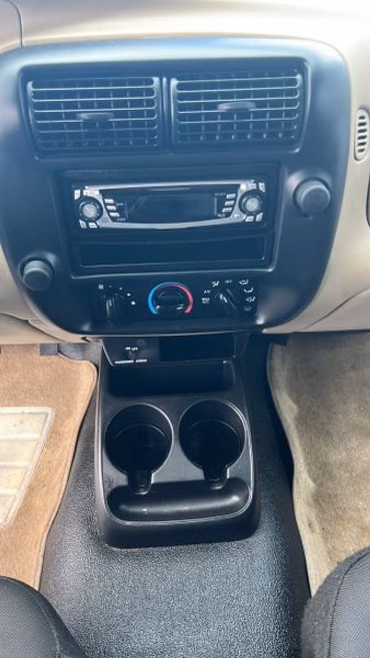 2004 Ford Ranger XL Image 15