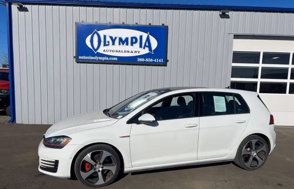 2016 Volkswagen Golf GTI 2.0T S 4-door PZEV's photo
