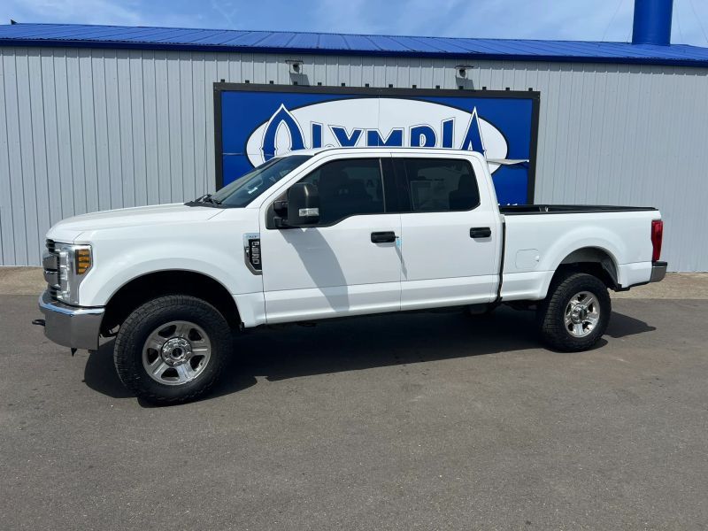 2018 Ford F-350 XLT 4x4 Crew Cab 176 in SRW's photo