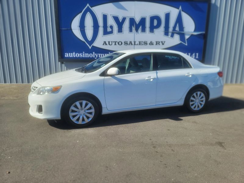 2013 Toyota Corolla LE AT's photo