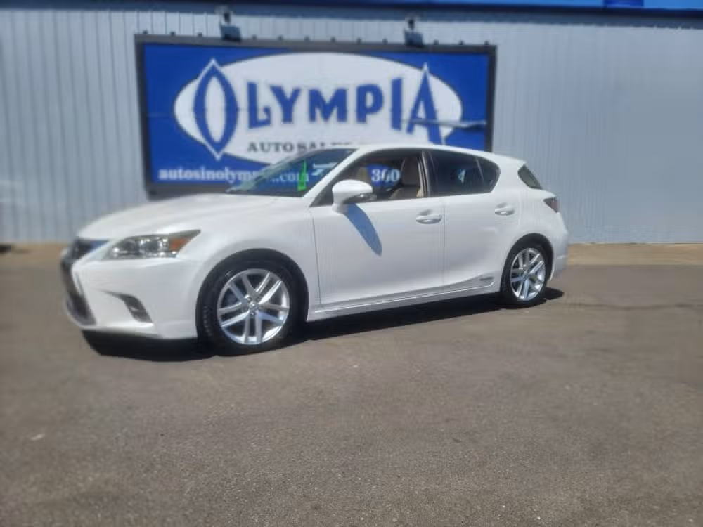 2014 Lexus CT 200h 200h's photo
