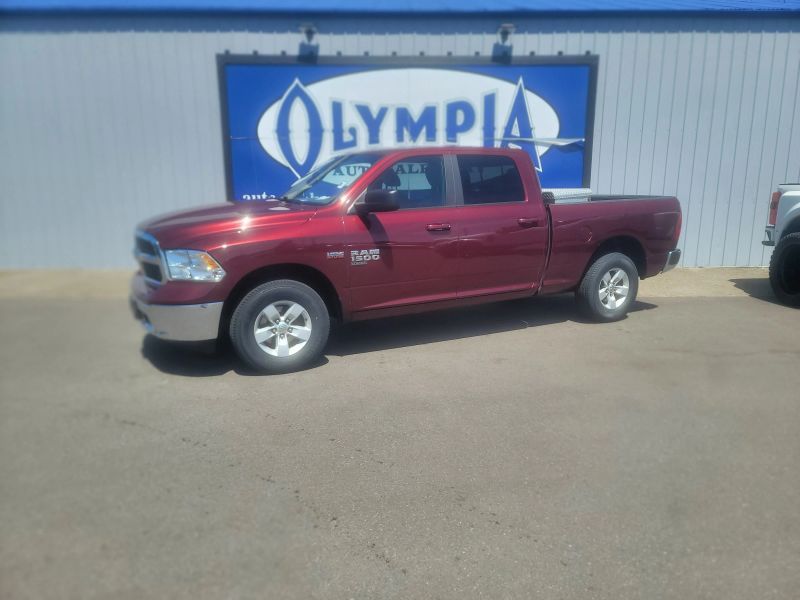 2019 RAM 1500 Classic SLT 4x4 Crew Cab 6'4's photo
