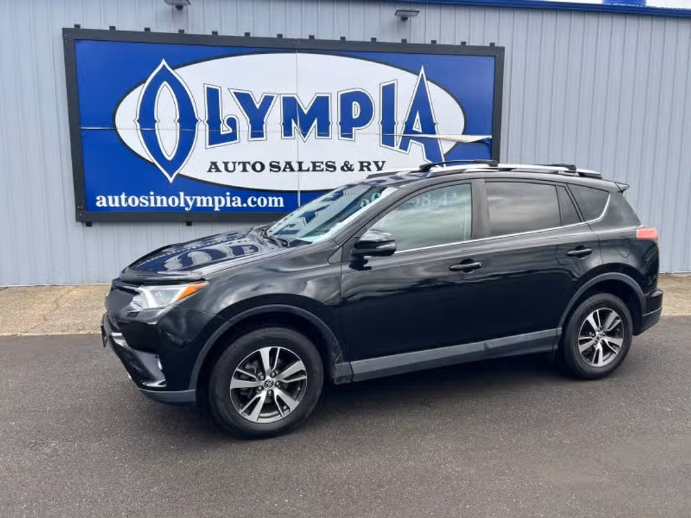 2017 Toyota RAV4 XLE AWD's photo