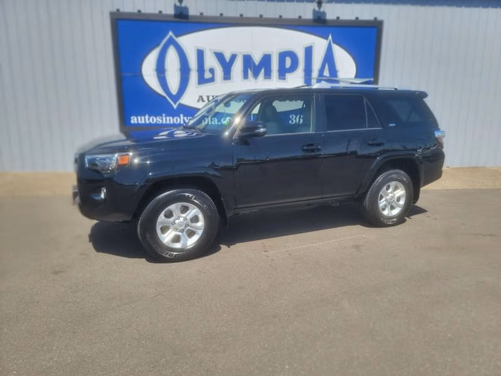 2018 Toyota 4Runner SR5 Premium Upper Image 1