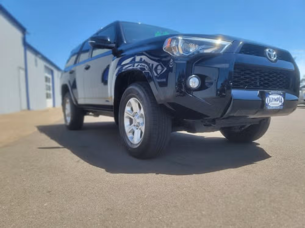 2018 Toyota 4Runner SR5 Premium Image 9