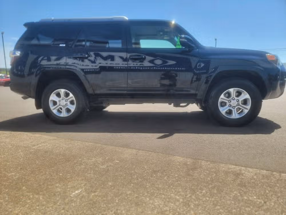 2018 Toyota 4Runner SR5 Premium Image 13