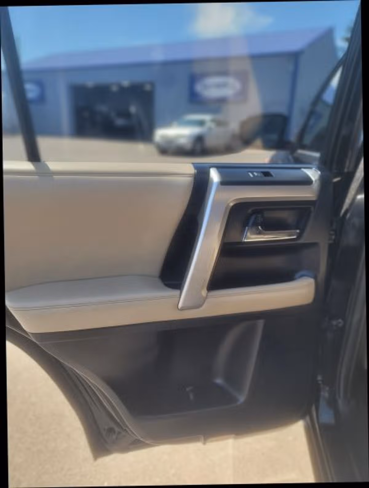 2018 Toyota 4Runner SR5 Premium Image 34