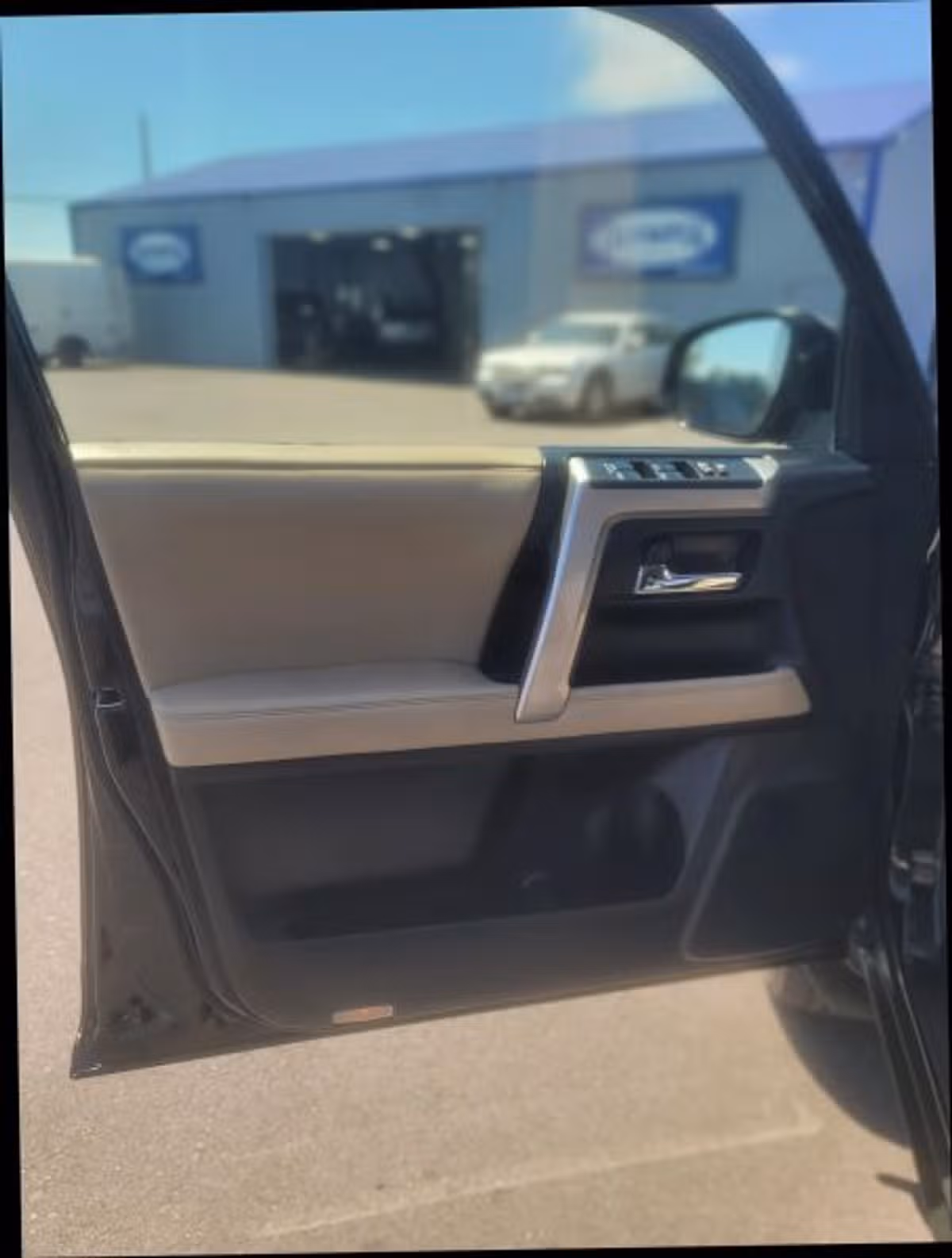 2018 Toyota 4Runner SR5 Premium Image 36