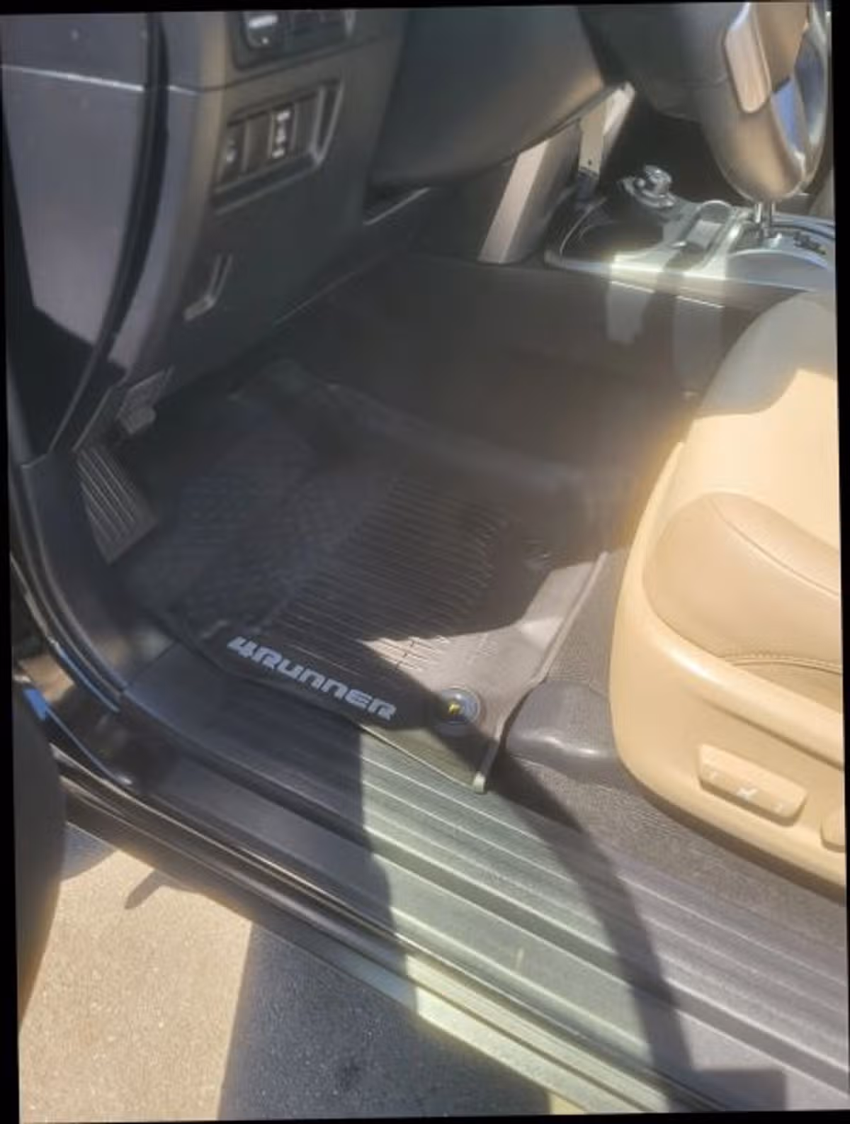2018 Toyota 4Runner SR5 Premium Image 37
