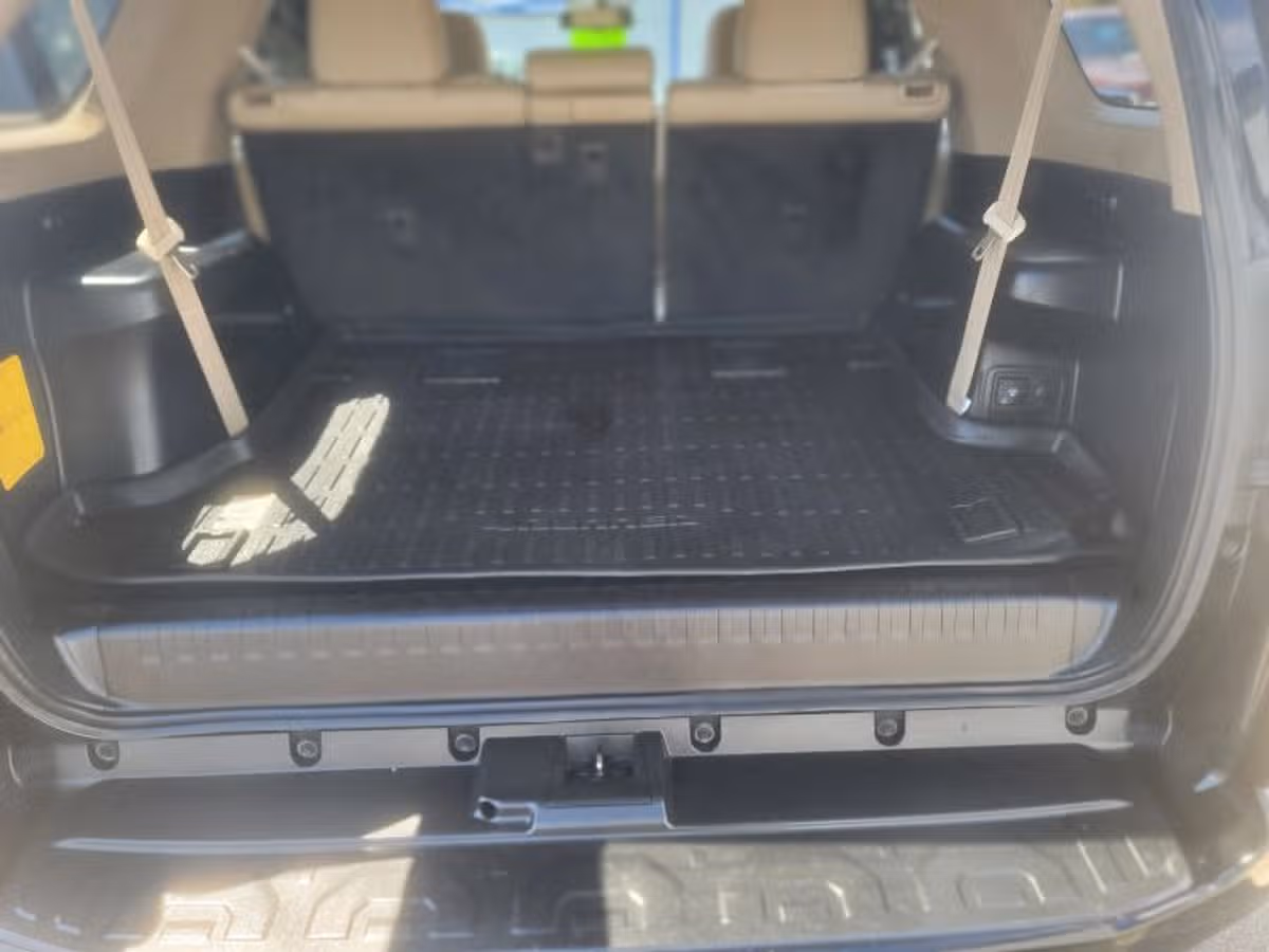 2018 Toyota 4Runner SR5 Premium Image 30