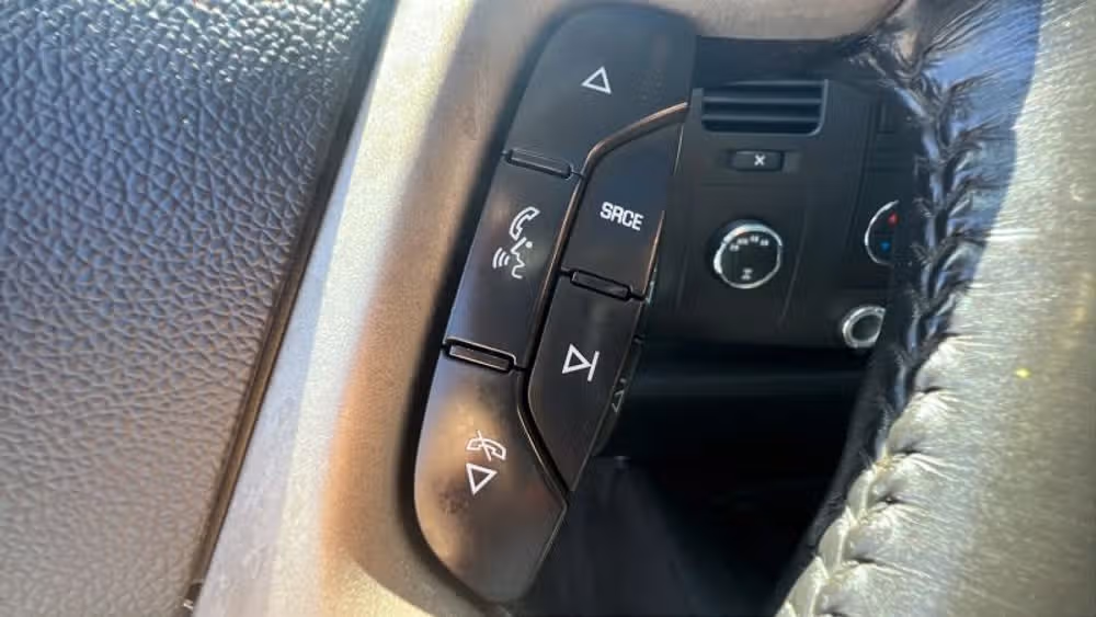 2011 Chevrolet Silverado 1500 LT Crew Cab Image 30