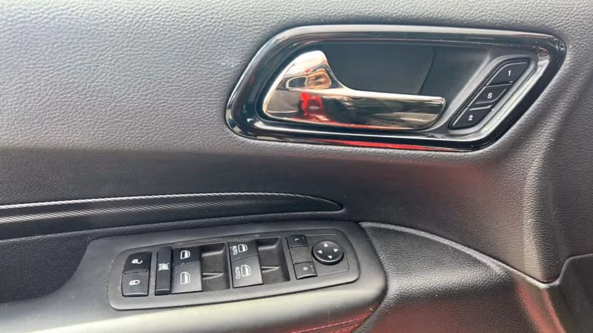 2021 Dodge Durango R/T Image 15