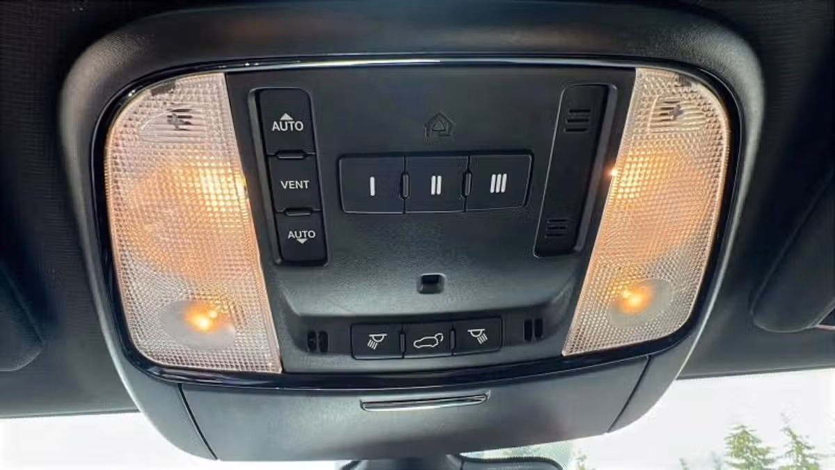 2021 Dodge Durango R/T Image 29