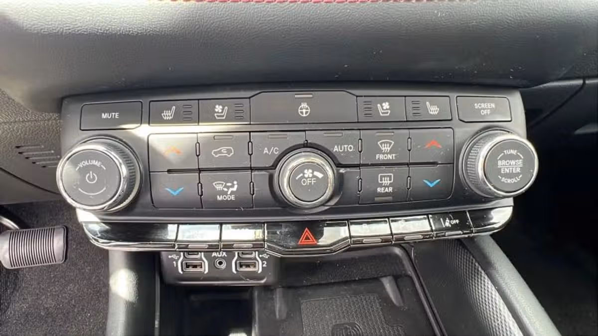 2021 Dodge Durango R/T Image 27