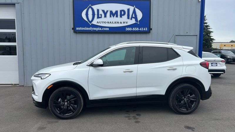 2024 Buick Encore GX Sport Touring's photo