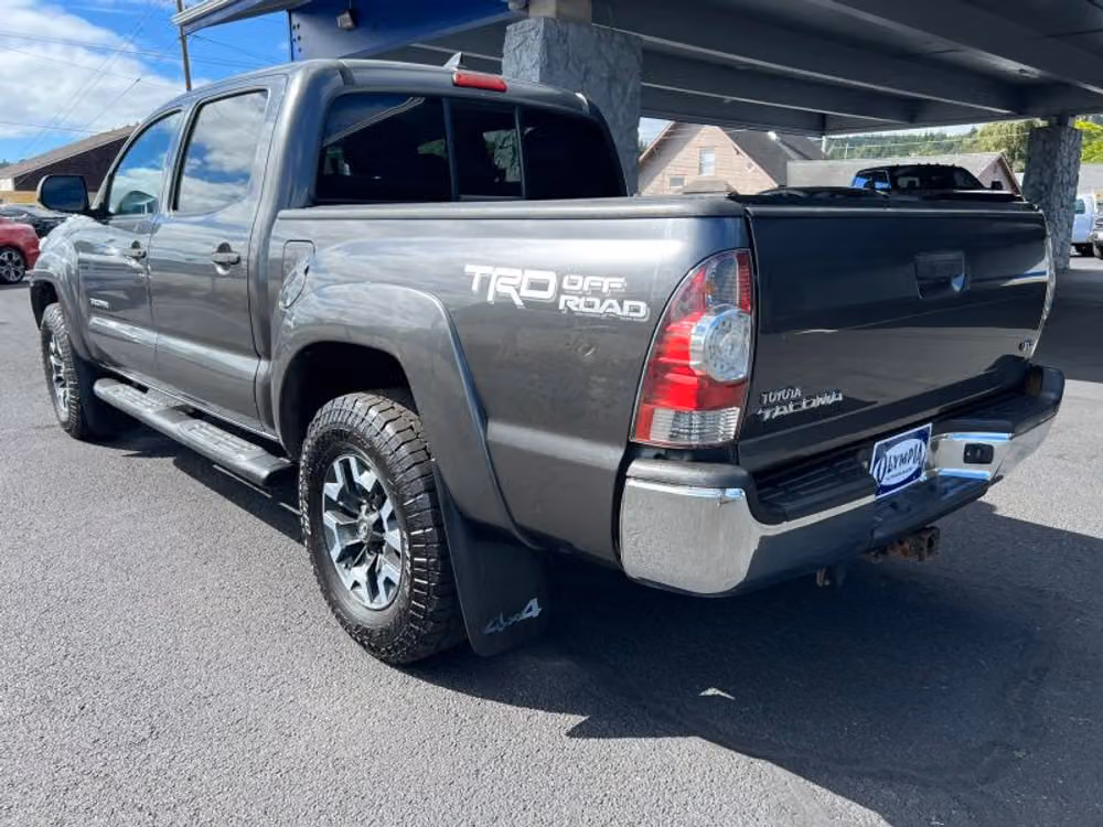 2014 Toyota Tacoma V6 Double Cab Image 16