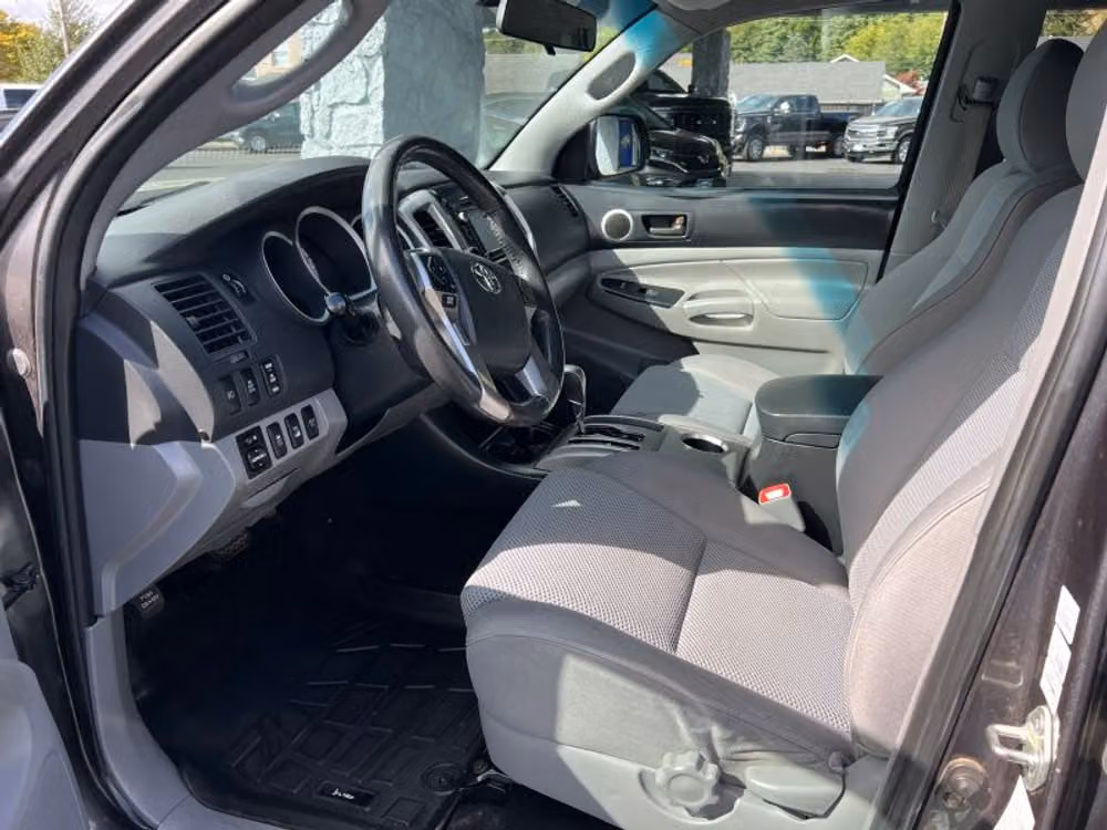 2014 Toyota Tacoma V6 Double Cab Image 20