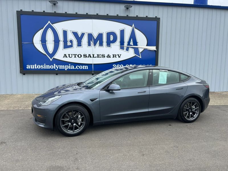2021 Tesla Model 3 Base