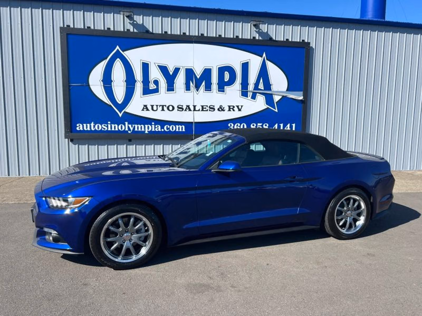 2016 Ford Mustang EcoBoost Premium Upper Image 2