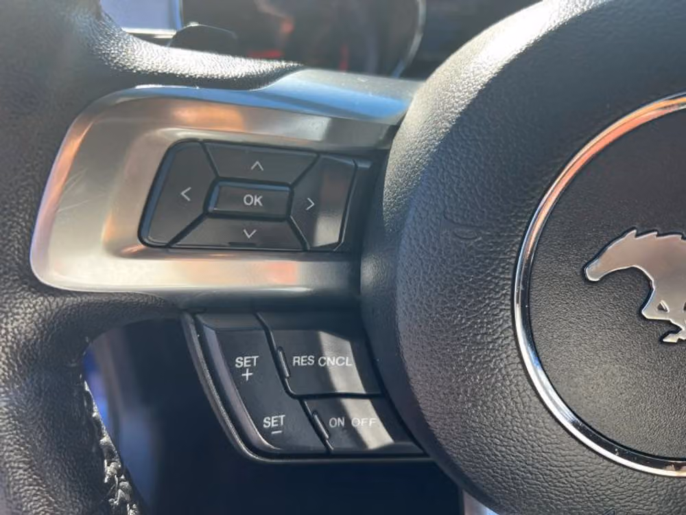 2016 Ford Mustang EcoBoost Premium Image 26
