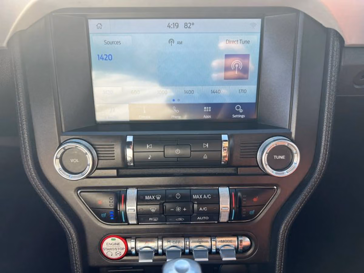 2016 Ford Mustang EcoBoost Premium Image 28