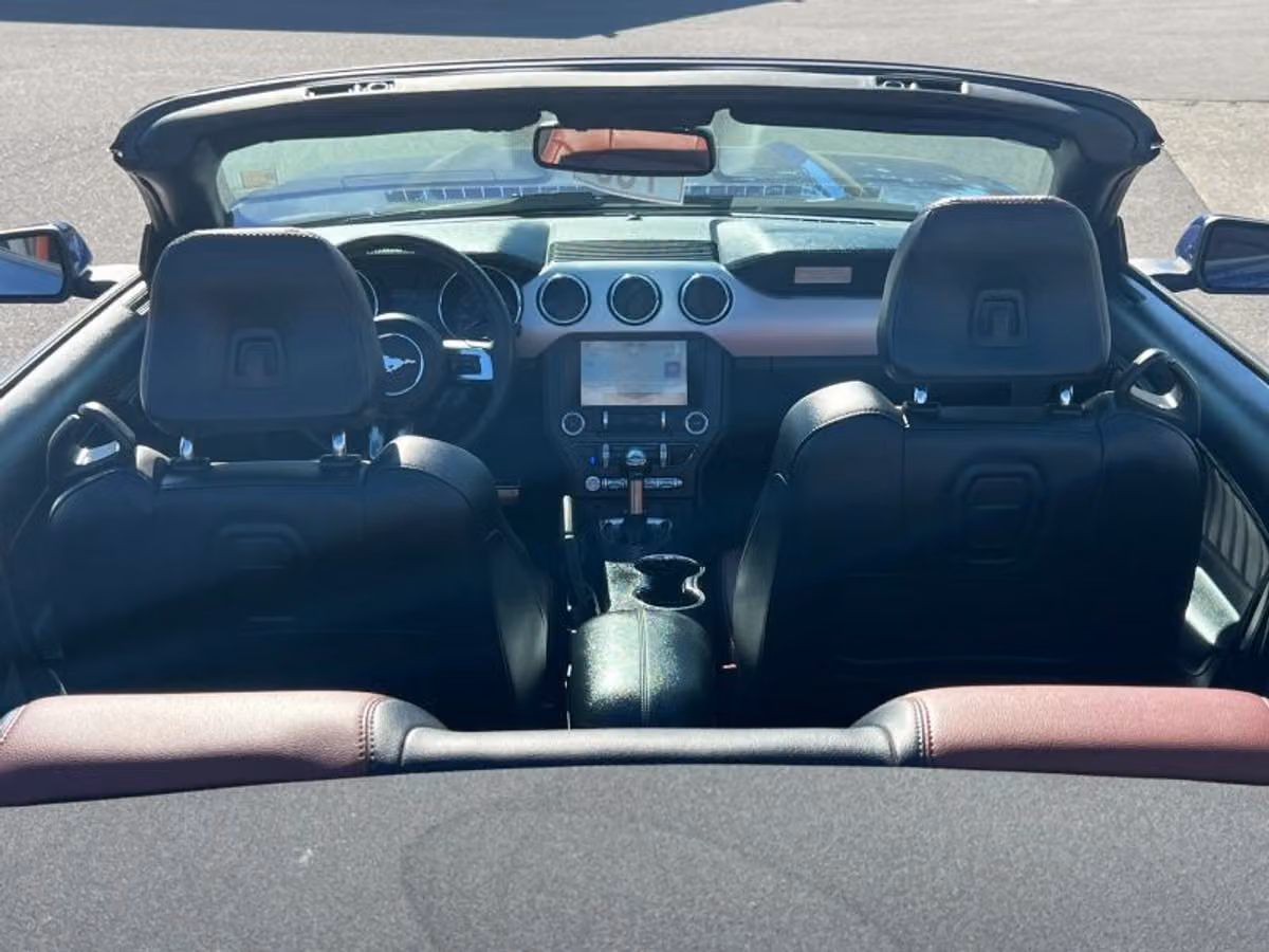 2016 Ford Mustang EcoBoost Premium Image 32