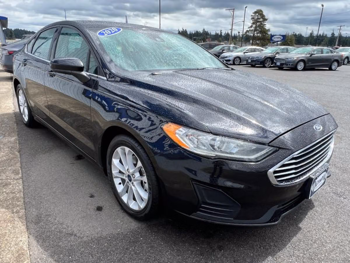 2020 Ford Fusion SE Image 6